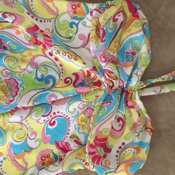 Adorable halter top - Picture 3 of 3